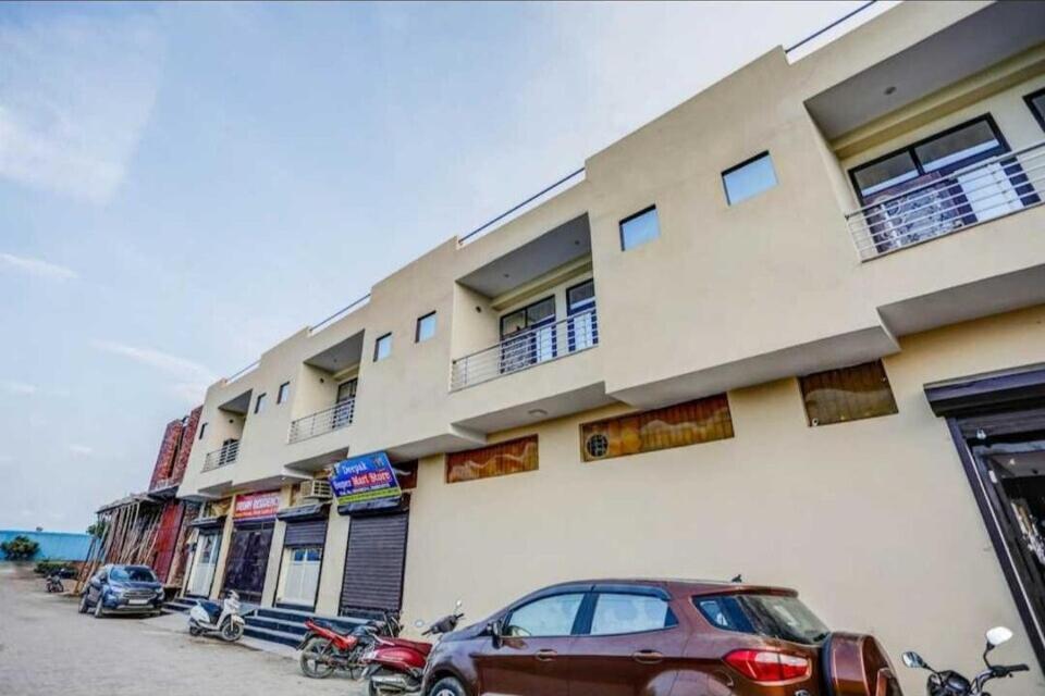 Hotel O Dream Residency Narela Esterno foto